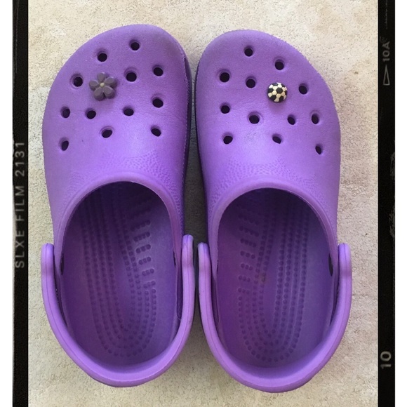 purple womens crocs
